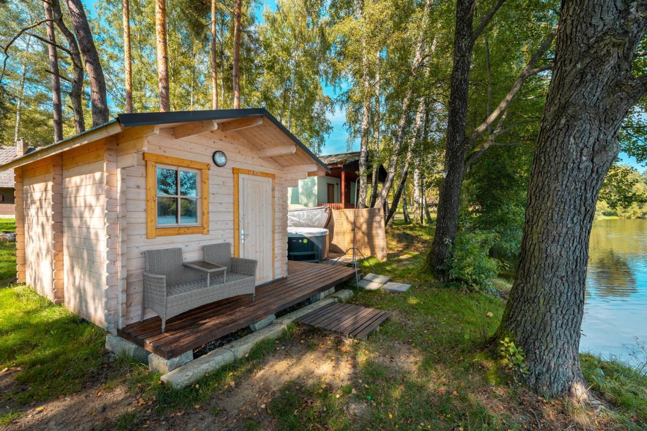 Chatovy Tabor Maly Ratmirov Buitenkant foto